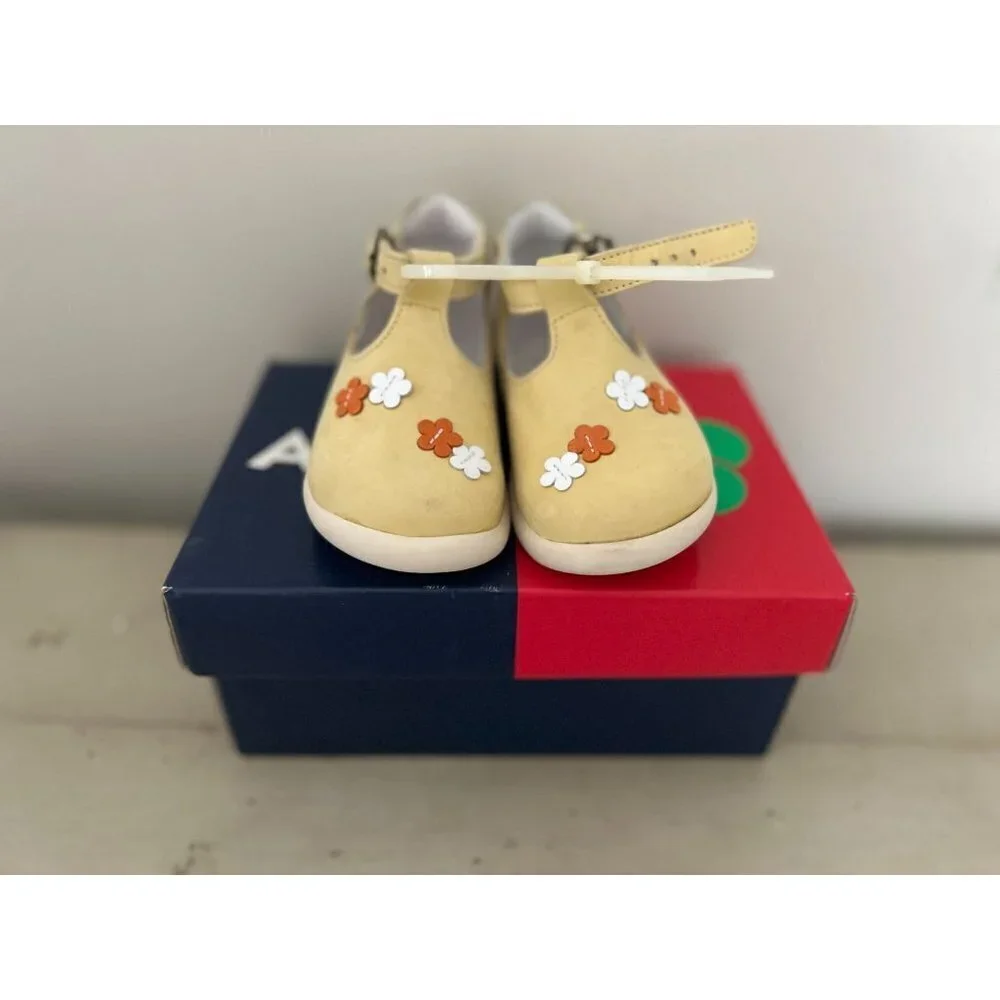 New! ASTER Shoes Mary Jane High Top Pale Yellow Cream Floral Size 4 / 20